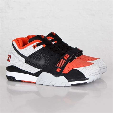 nike air trainer 2 45|nike air trainer accel.